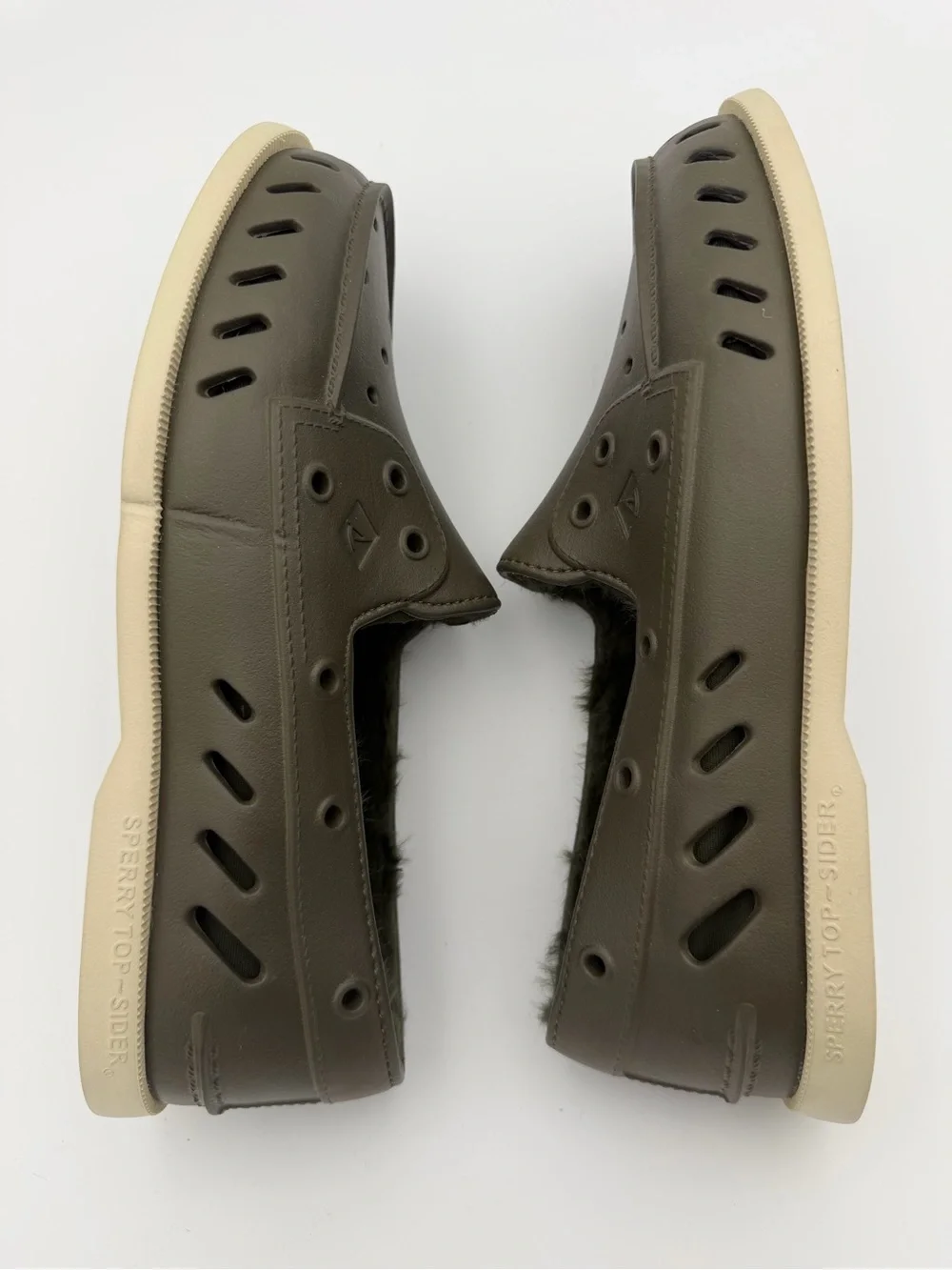 Sperry float cozy